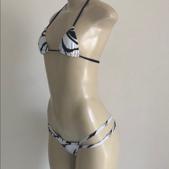 Double string Micro Mini Bikini - Picture 2 of 5